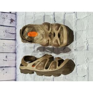 SOLE CREATURES NATIONAL GEOGRAPHIC Rhino Bush Brown Sandals YOUTH SZ 5-6